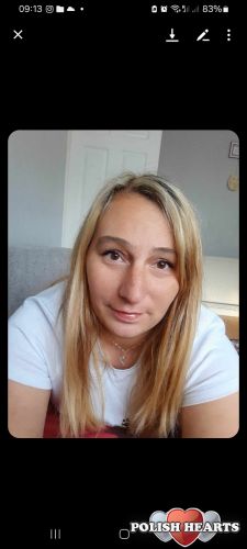 W zyciu piekne sa tylko chwile...ciesz sie z zycia I sie nie poddawaj.